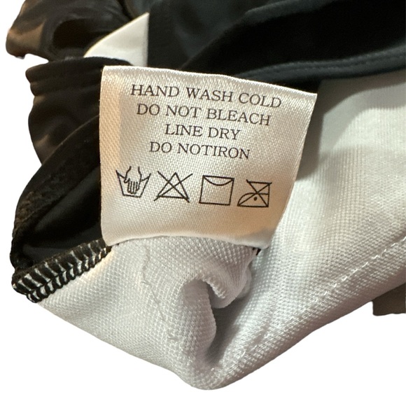 Ruffles and Floral Bikini Swim Combo - Size 3X - Picture 3 of 12